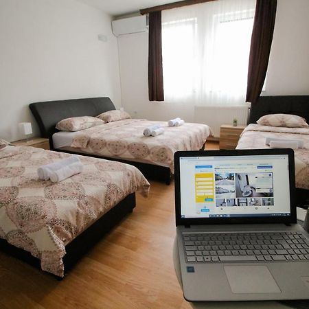 Apartments Station คอนยิค ภายนอก รูปภาพ