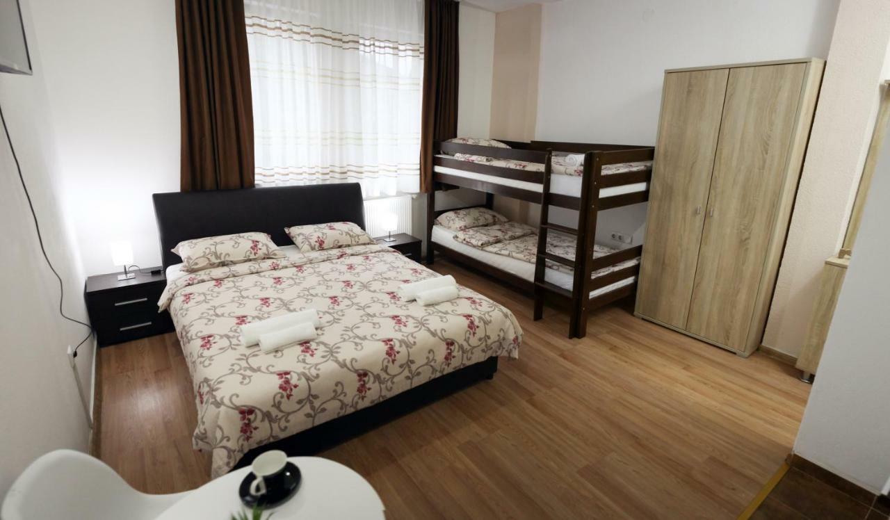 Apartments Station คอนยิค ภายนอก รูปภาพ